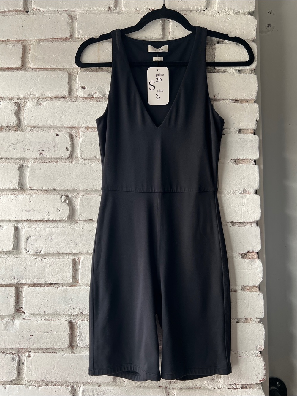Aritzia contour Black Sleeveless V-Neck Short Romper thick strap